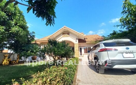 Beautiful Garden House in Bang Saray for Sale, PBRE Thailand Property