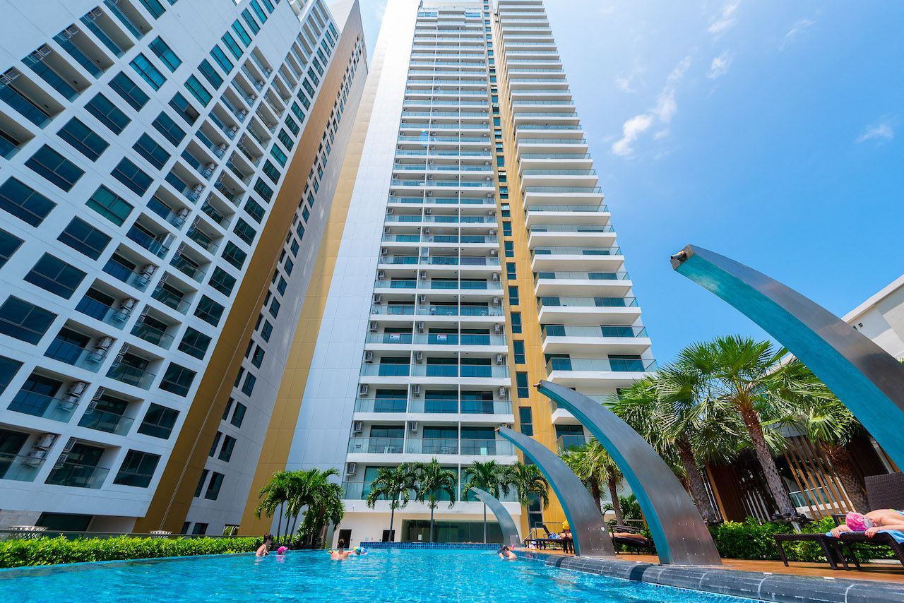 PBRE Asia Pacific Co., Ltd Agency's 1 Bed The Peak Towers for Sale in Pratumnak 29