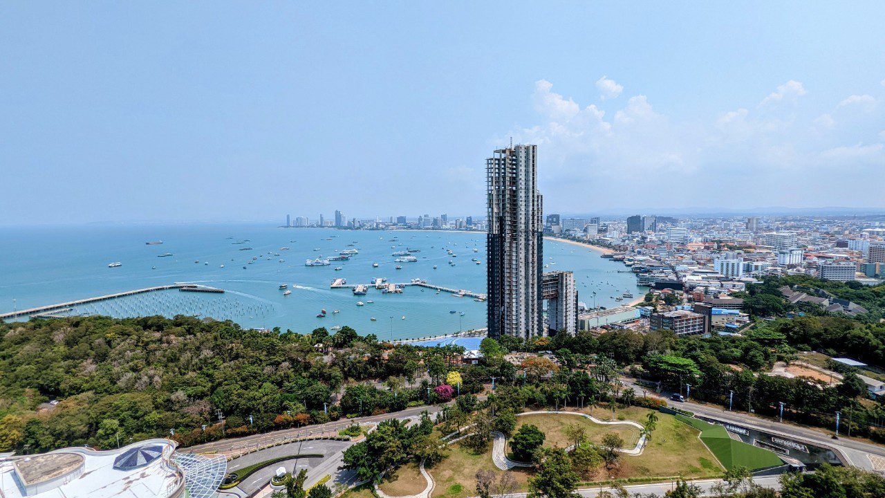 PBRE Asia Pacific Co., Ltd Agency's Amazing Sea Views Amari Residence for Rent 1