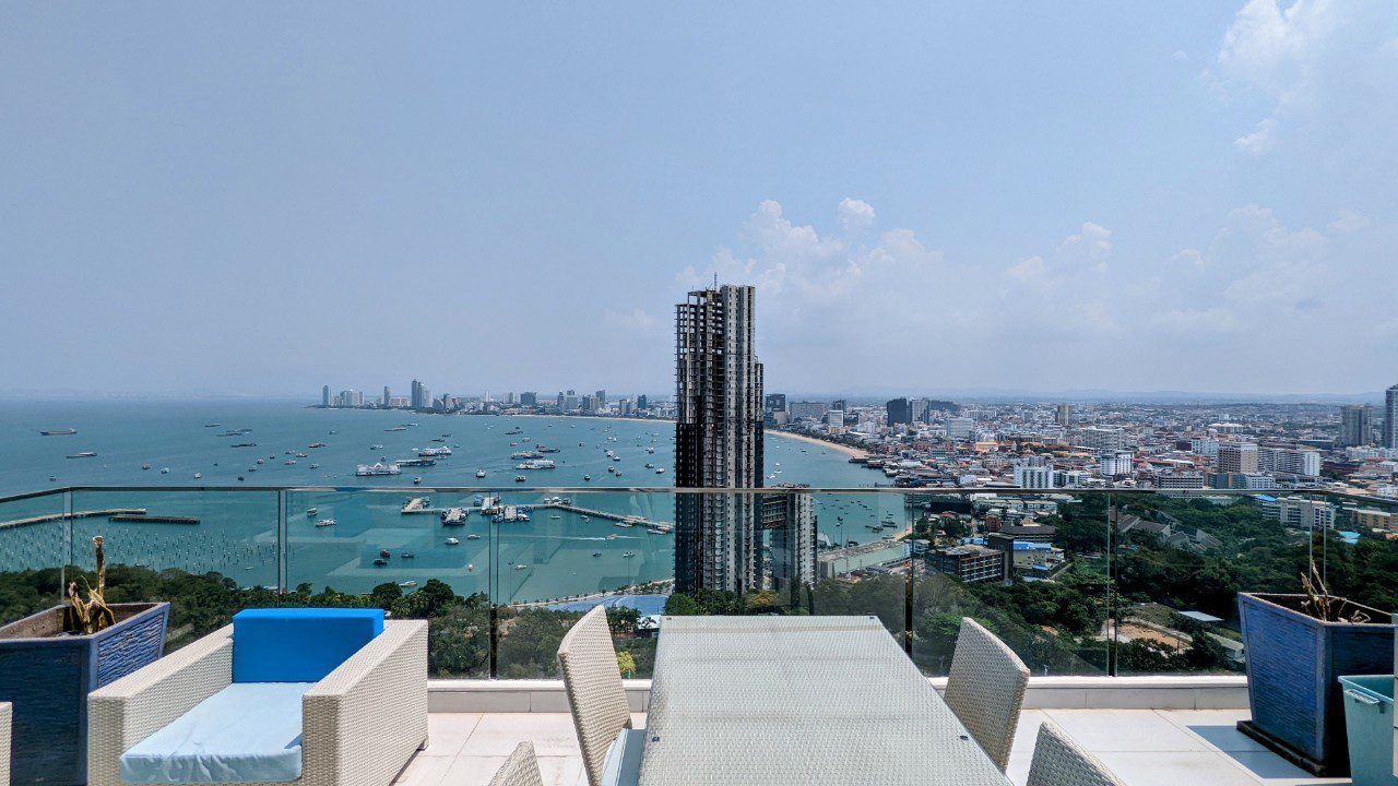 PBRE Asia Pacific Co., Ltd Agency's Amazing Sea Views Amari Residence for Rent 4