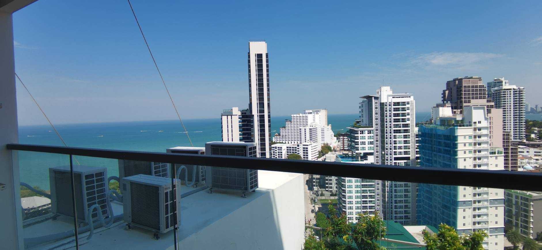PBRE Asia Pacific Co., Ltd Agency's 1 Bed The Peak Towers for Sale in Pratumnak 2