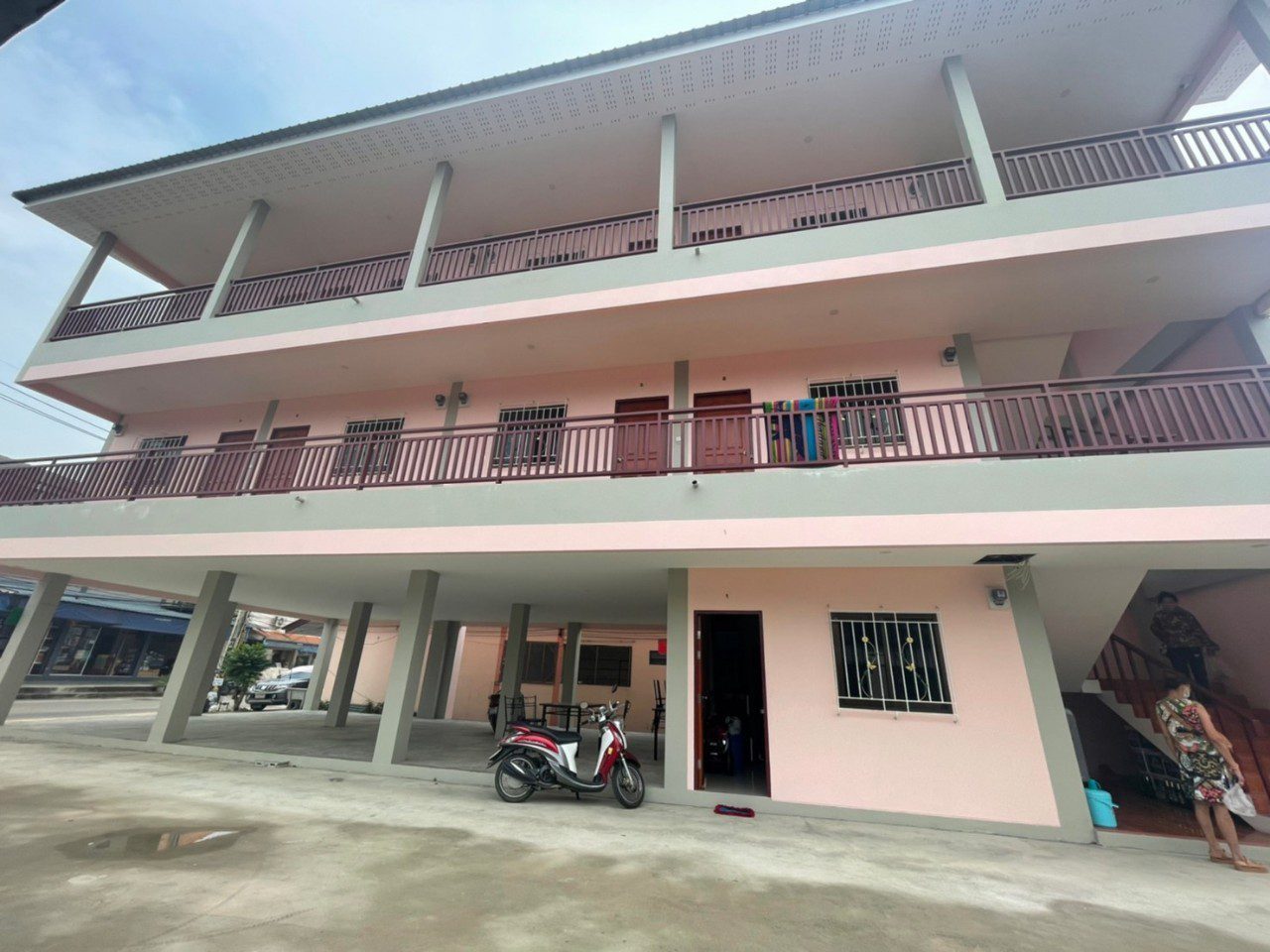 PBRE Asia Pacific Co., Ltd Agency's East Pattaya Apartment Building for Sale 1