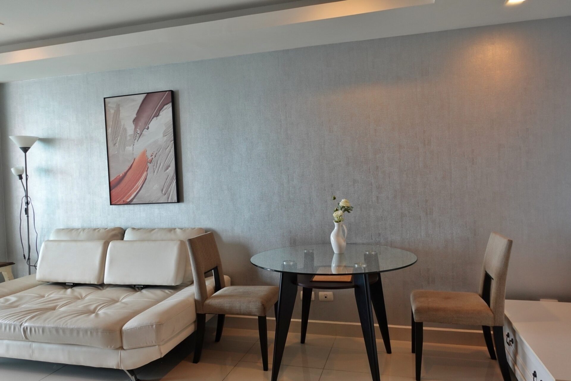 PBRE Asia Pacific Co., Ltd Agency's Cosy Beach Views Condo for Rent Full Furniture 7