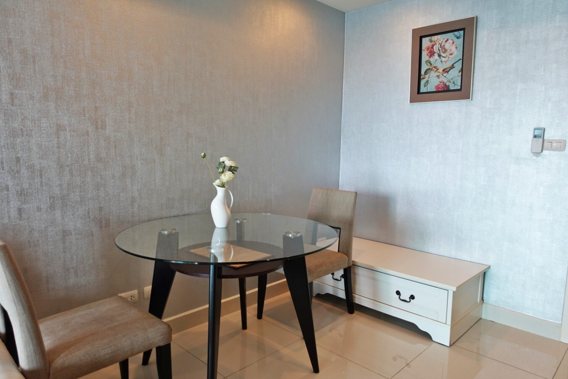 PBRE Asia Pacific Co., Ltd Agency's Cosy Beach Views Condo for Rent Full Furniture 8