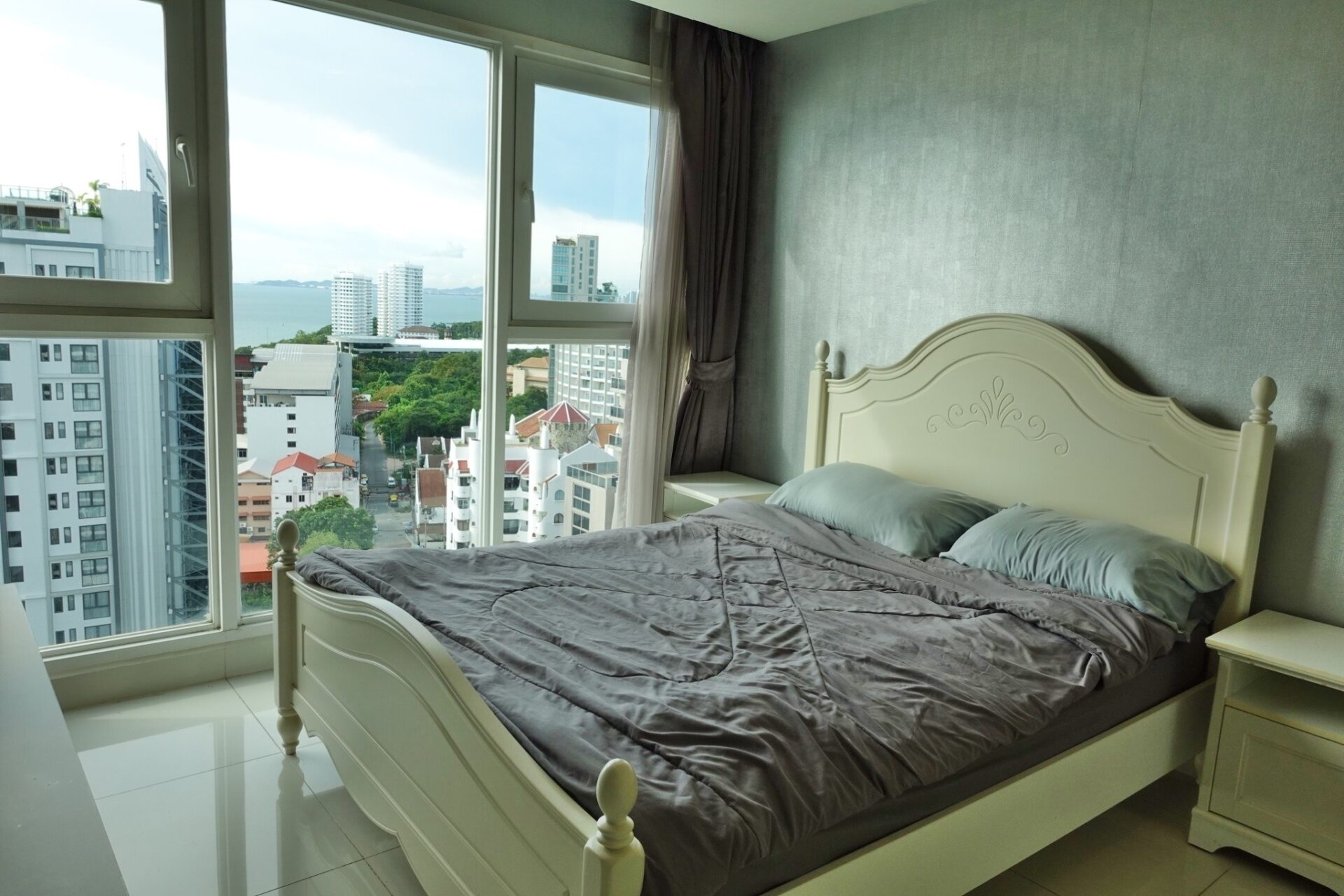 PBRE Asia Pacific Co., Ltd Agency's Cosy Beach Views Condo for Rent Full Furniture 12