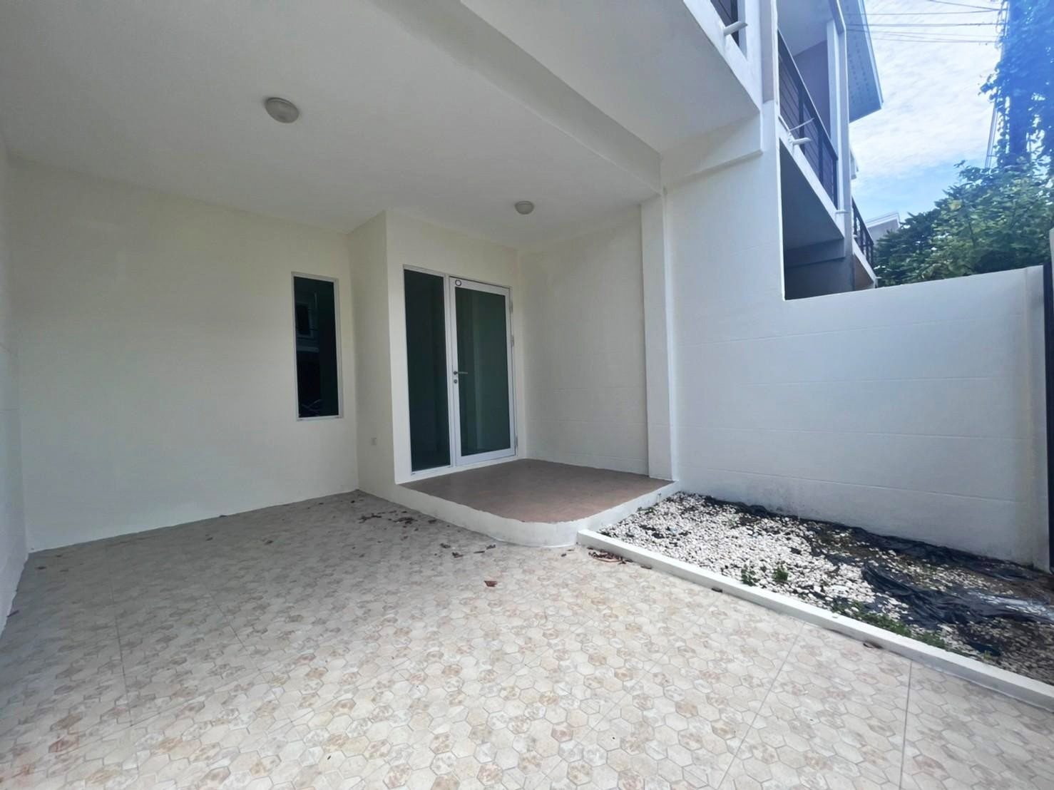 PBRE Asia Pacific Co., Ltd Agency's 2 Bedrooms unfurnished House for Rent 2