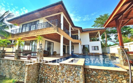 Lake Side House in Huay Yai for Sale, PBRE Thailand Property